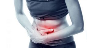 Dor abdominal con cinta adhesiva danos nos vermes